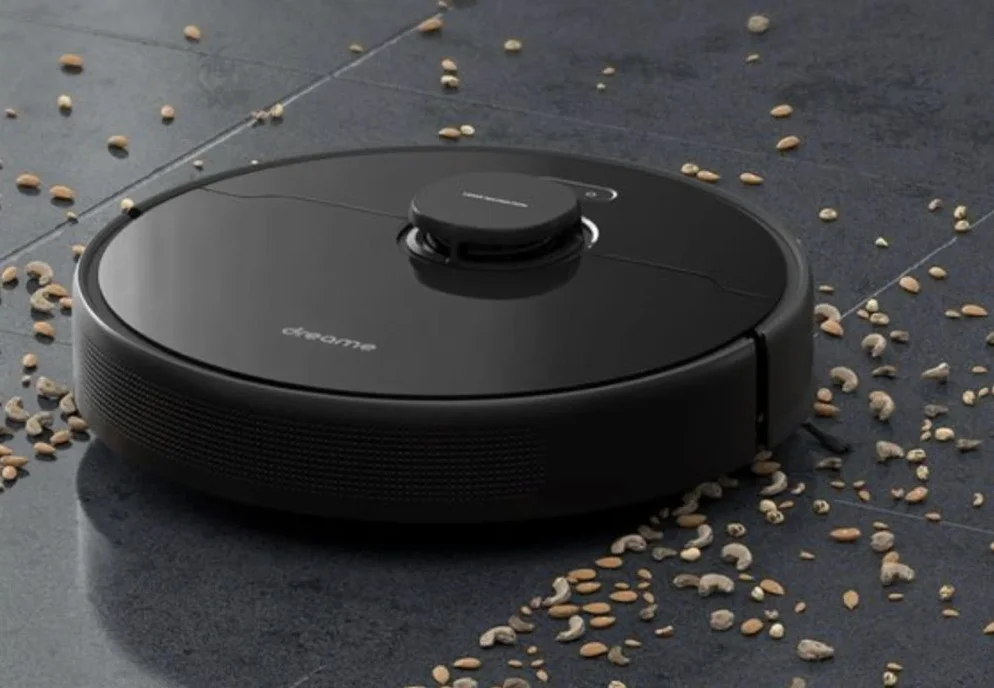 robot vacuum cleaner self emptying